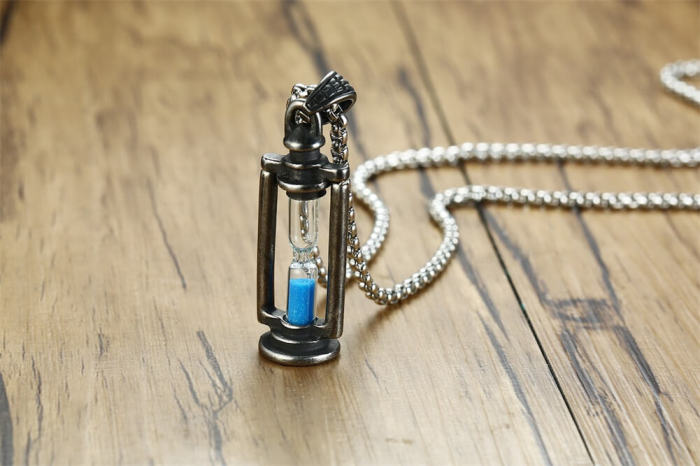 Wholesale Stainless Steel Men's Hourglass Pendant