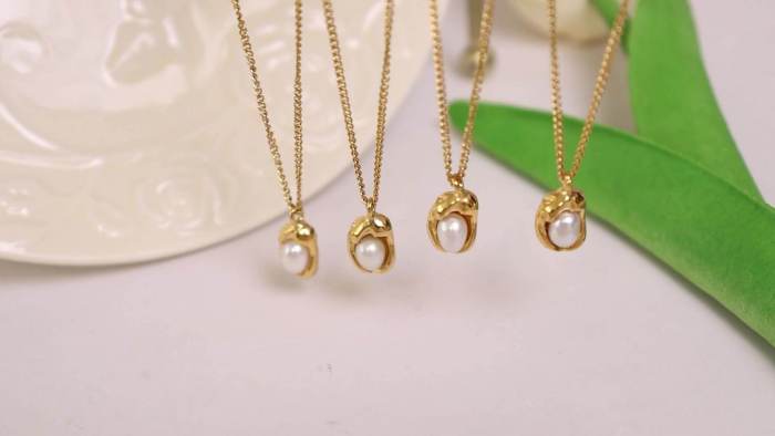 Wholesale Stainless Steel Nest Pearl Necklace for Women