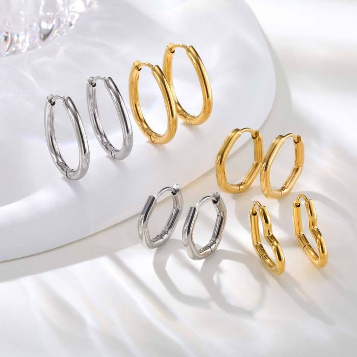 Wholesale Stainless Steel Modern Earrings