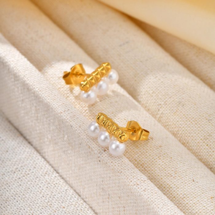 Wholesale Stainless Steel Pearl Elegance Earrings