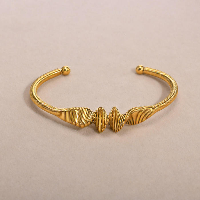 Wholesale Stainless Steel Gold Mobius Open Bangle
