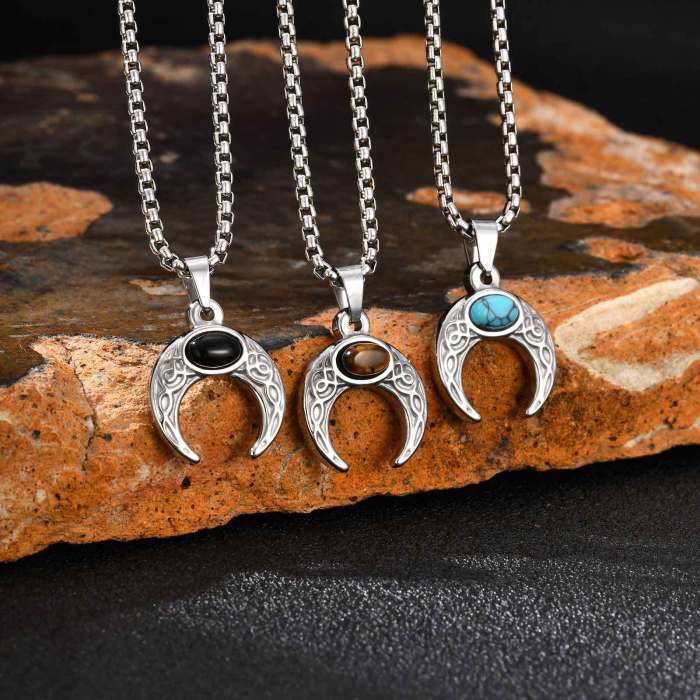 Wholesale Stainless Steel Turquoise Moon Pendant