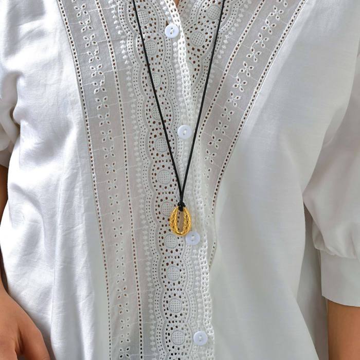 Wholesale Stainless Steel Fishscale Oval Pendant