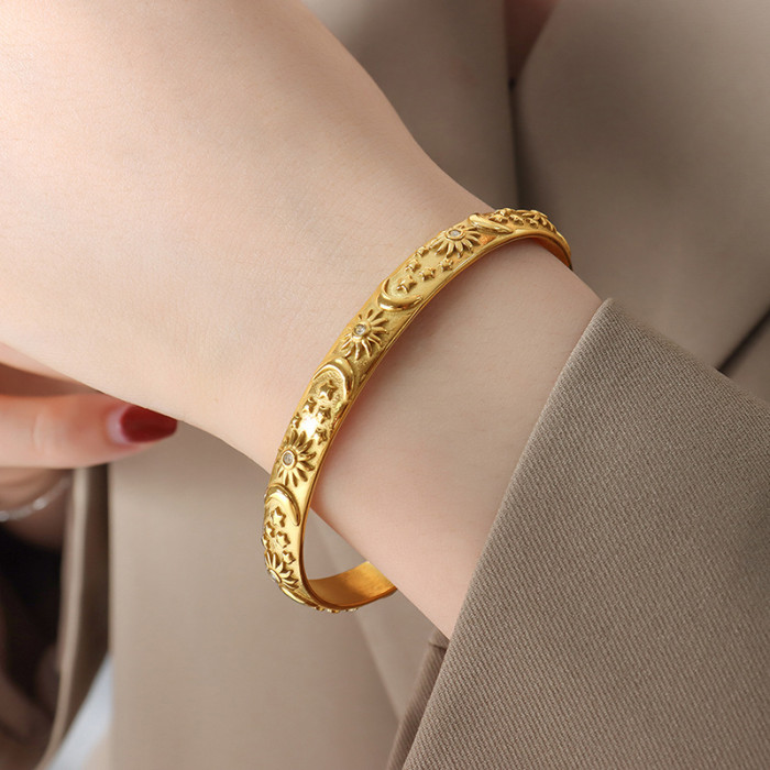 Wholesale Stainless Steel Celestial Bracelet and Earring