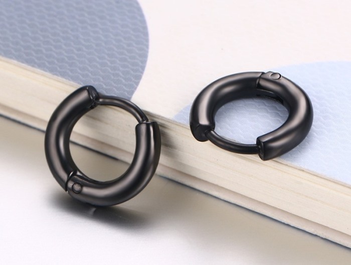Wholesale Stainless Steel 2.5mm Women Hoop Earrings