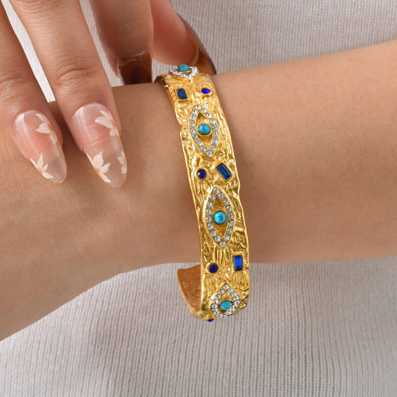 Wholesale Stainless Steel Zirconia Eyes Open Bangle