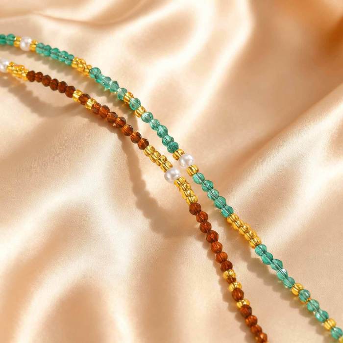 Wholesale Minimal Color Beaded Necklace for Women