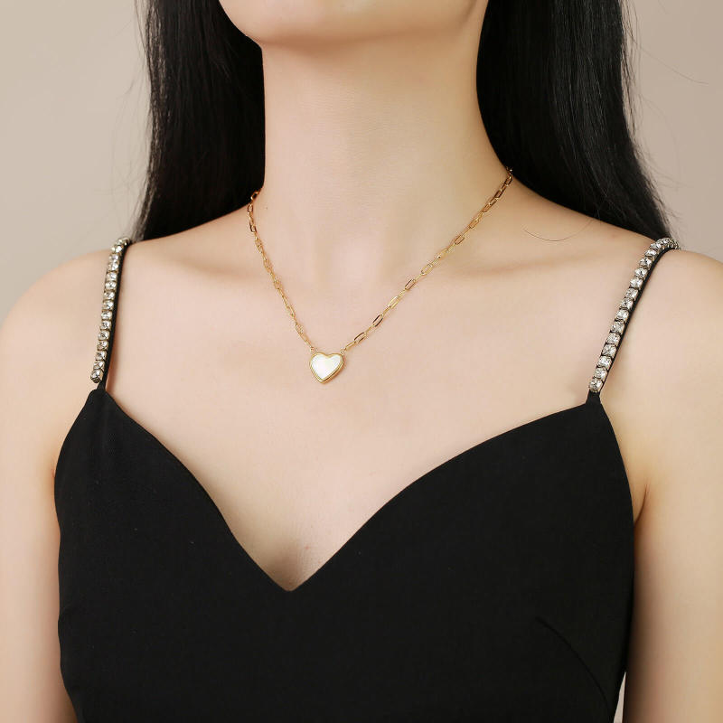 Wholesale Stainless Steel Shell Heart Paperclip Chain Necklace