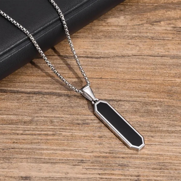 Wholesale Stainless Steel Men's Vertical Bar Octagonal Pendant