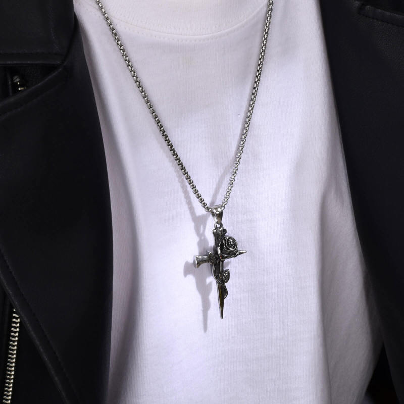 Wholesale Stainless Steel Vintage Rose Cross Pendant