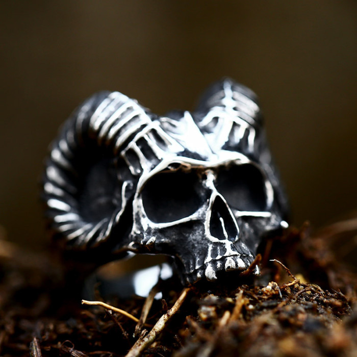 Wholesale Stainless Steel Ram's Horn Skull Ring