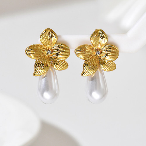 Wholesale Stainless Steel Flower Pearl Earrings