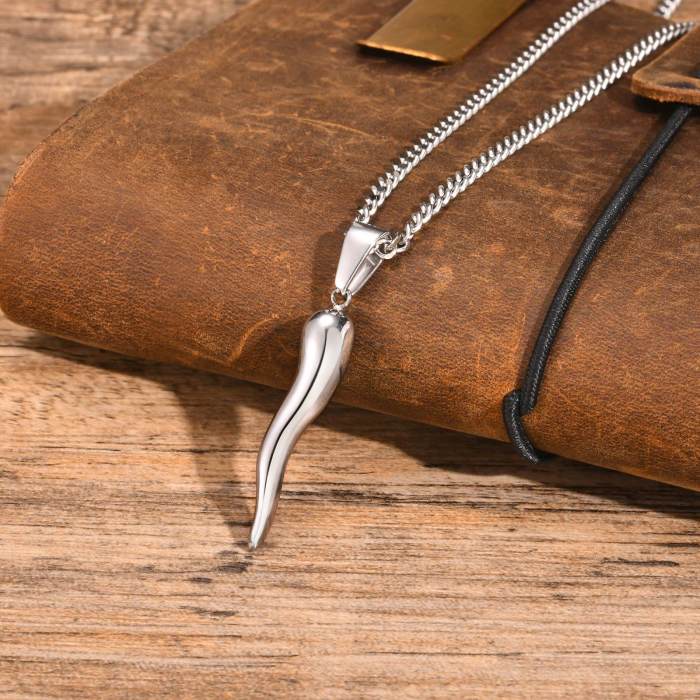 Wholesale Stainless Steel Italian Horn Necklace