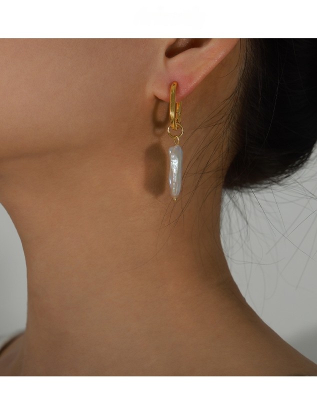 Wholesale Irregular Pearl Earrings