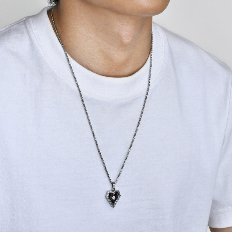 Wholesale Stainless Steel Black Heart Pendant with CZ