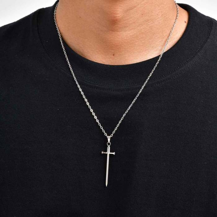 Wholesale Stainless Steel Sword Pendant Necklace