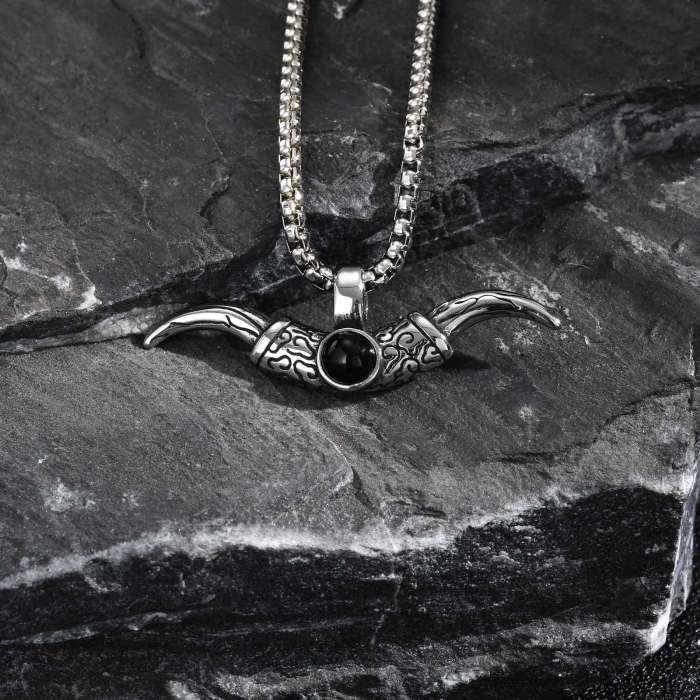 Wholesale Stainless Steel Men's Bullhorn Necklace