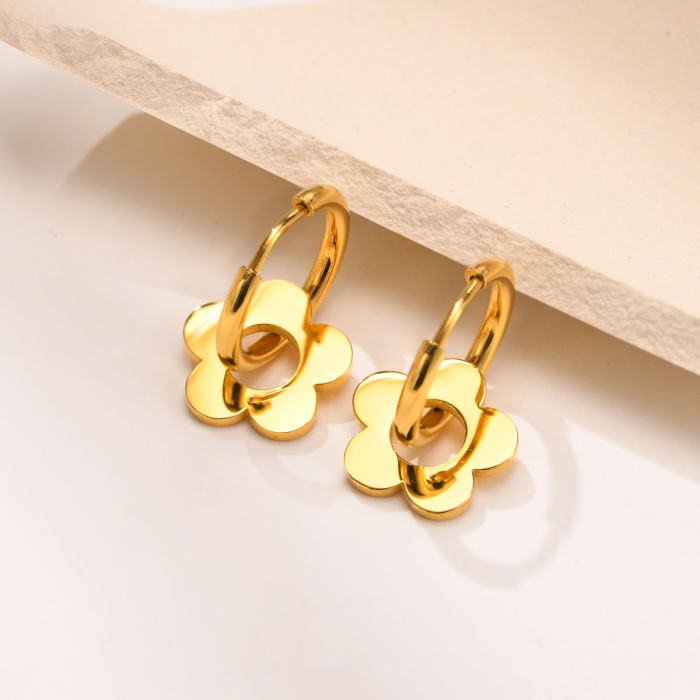 Wholesale Stainless Steel Hoop Earrings with Flower