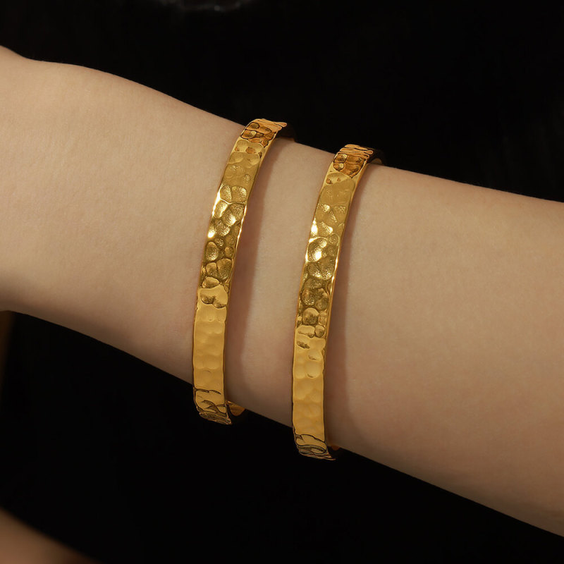 Wholesale Stainless Steel Hammered Cuff Bangle