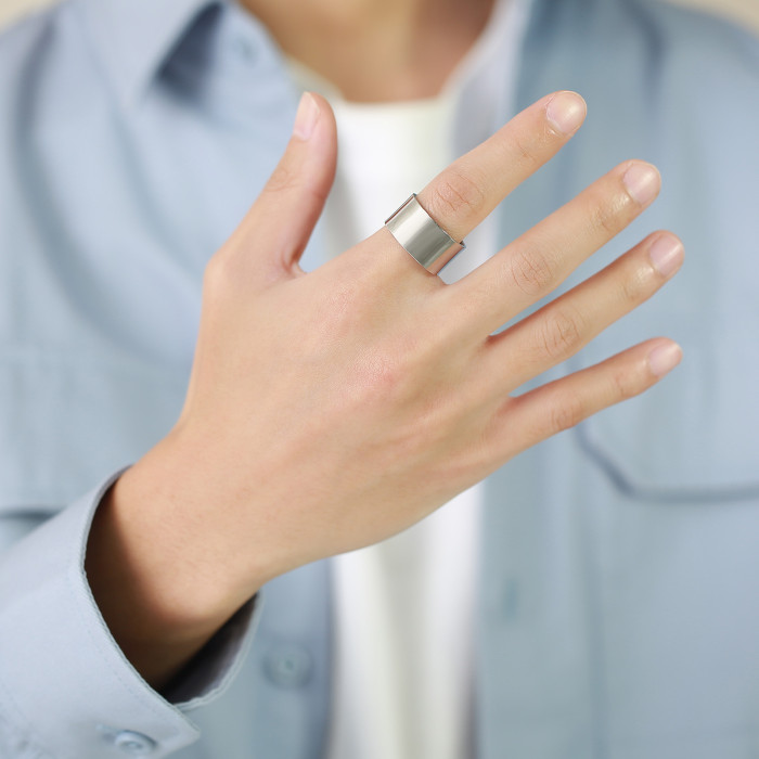 Wholesale Stainless Steel Simple Adjustable Band Ring