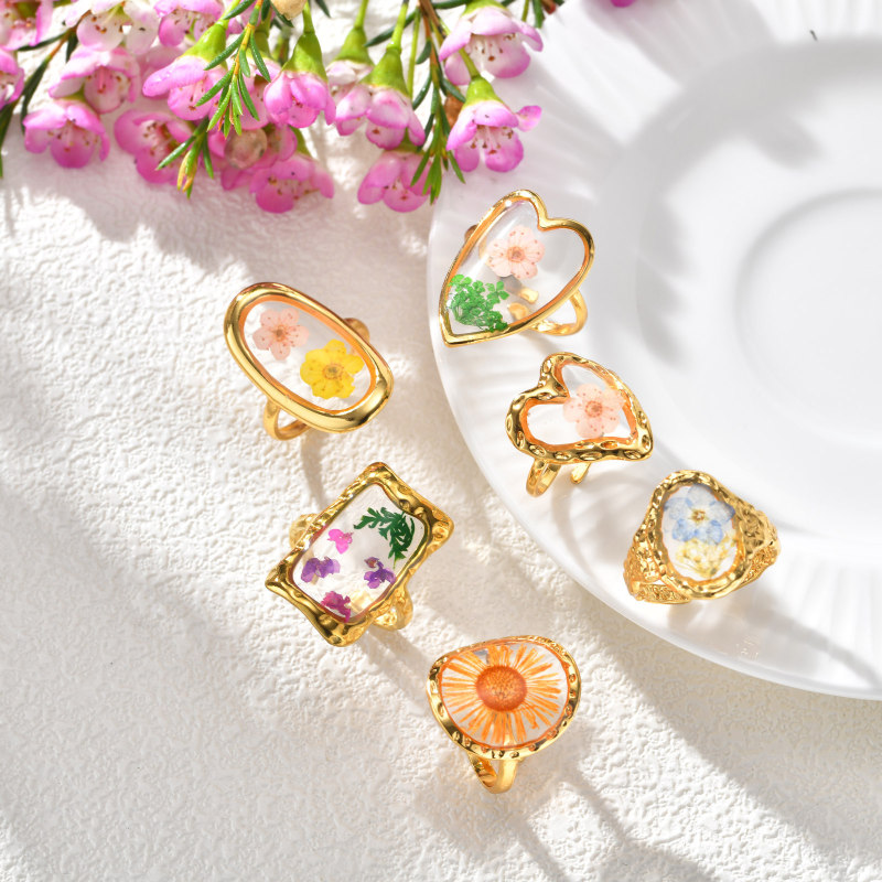 Wholesale Stainless Steel Real Dried Flower Resin Rings