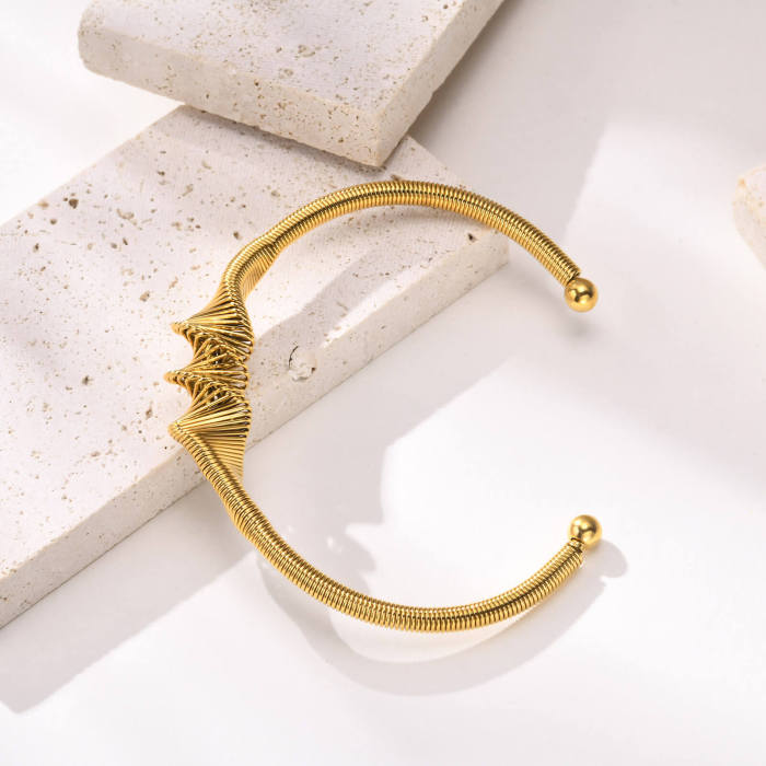 Wholesale Stainless Steel Gold Mobius Open Bangle