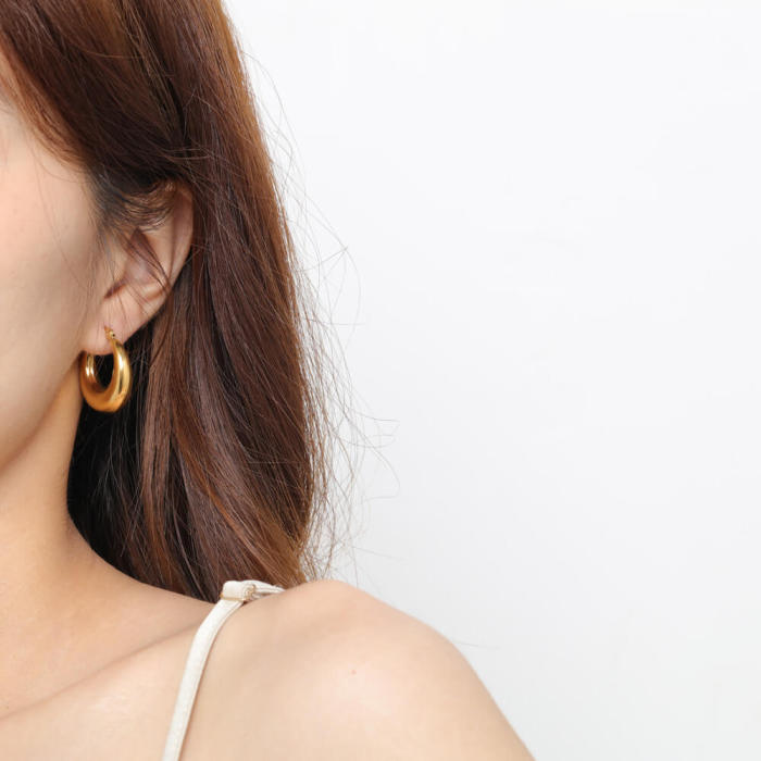 Wholesale Hollow Stainless Steel Earrings