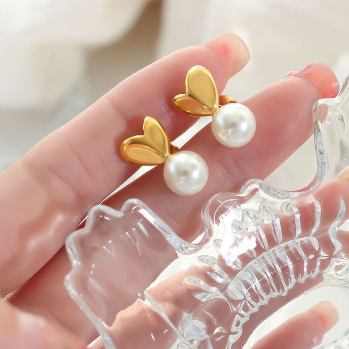 Wholesale Stainless Steel Pearl Heart Earrings