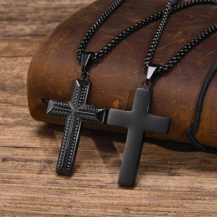 Wholesale Stainless Steel Rope Design Cross Pendant