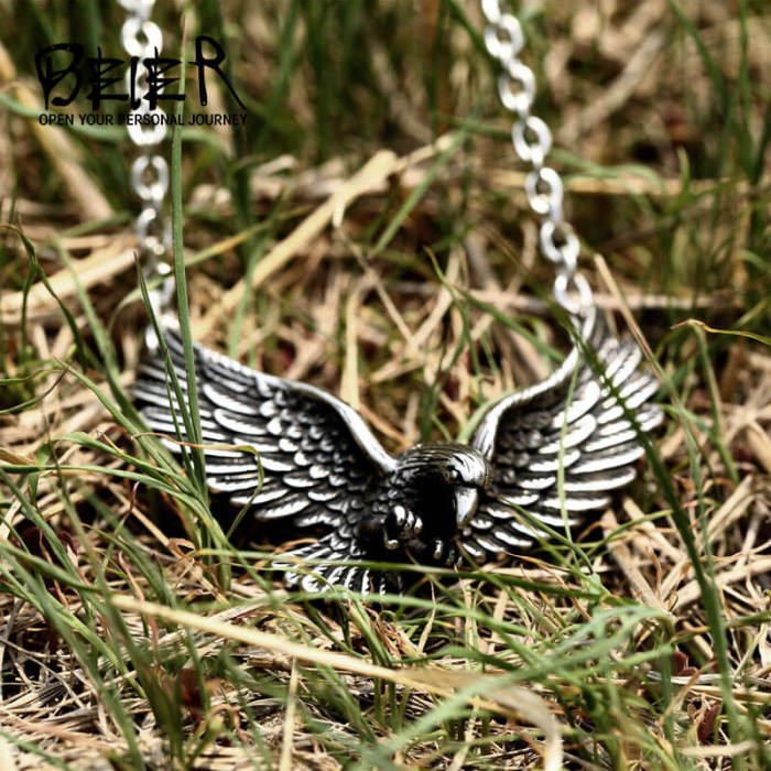 Wholesale Stainless Steel Vintage Flying Eagle Pendant