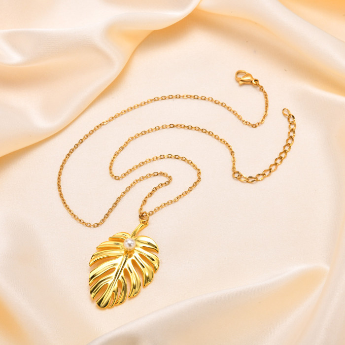 Wholesale Stainless Steel Monstera Leaf Pendant