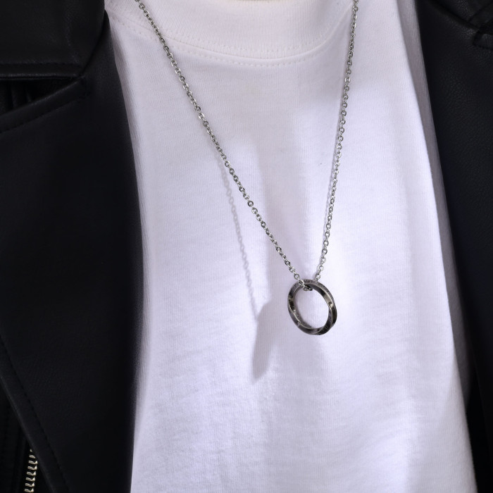 Wholesale Stainless Steel Viking Circle Pendant