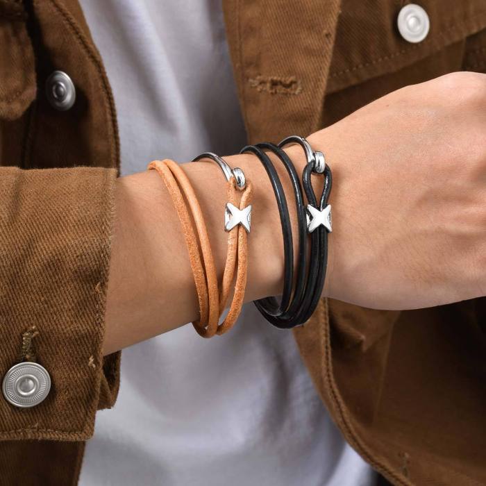 Men’s Leather Bracelet with Alloy Hook