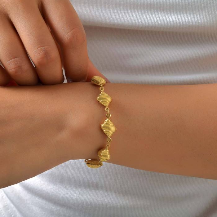 Wholesale Stainless Steel Conch Scallop Bracelet
