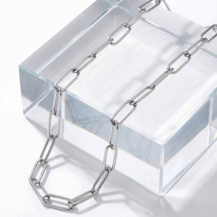 Wholesale Stainless Steel Paperclip Necklace