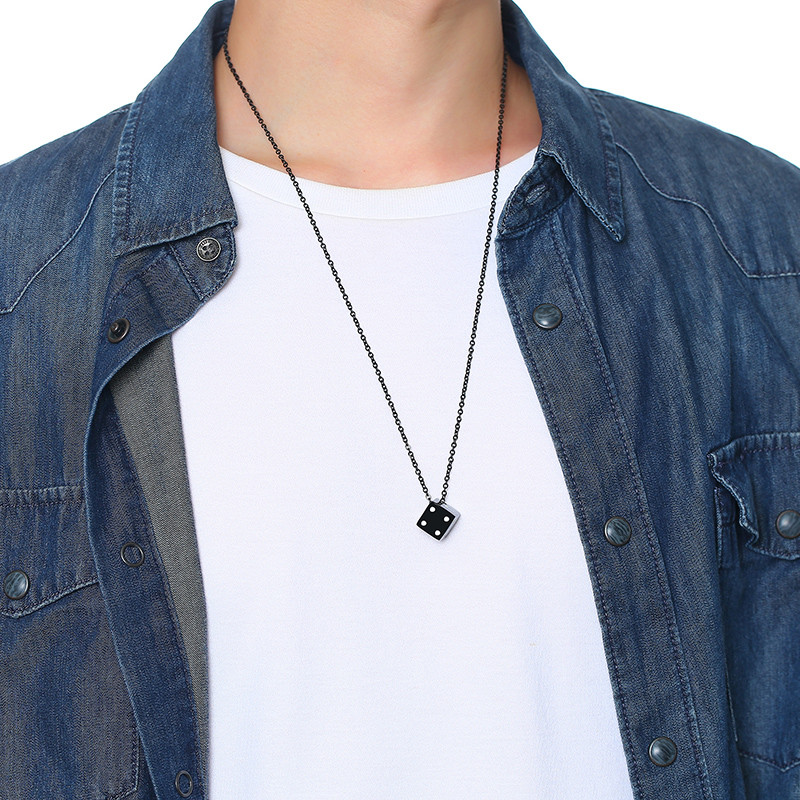 Wholesale Stainless Steel Fashion Dice Pendant Necklace
