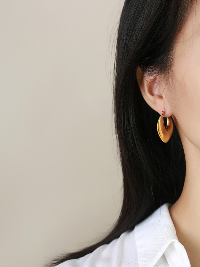 Wholesale Stainless Steel Puffed Heart Hoop Earring