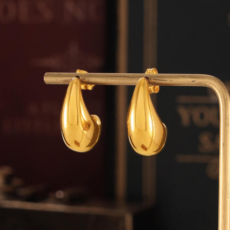 Wholesale Stainless Steel Crescent Hollow Earrings