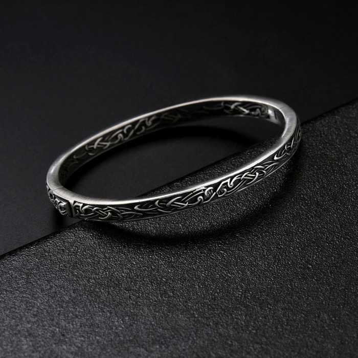 Wholesale Retro Stainless Steel Celtic Knot Bangle