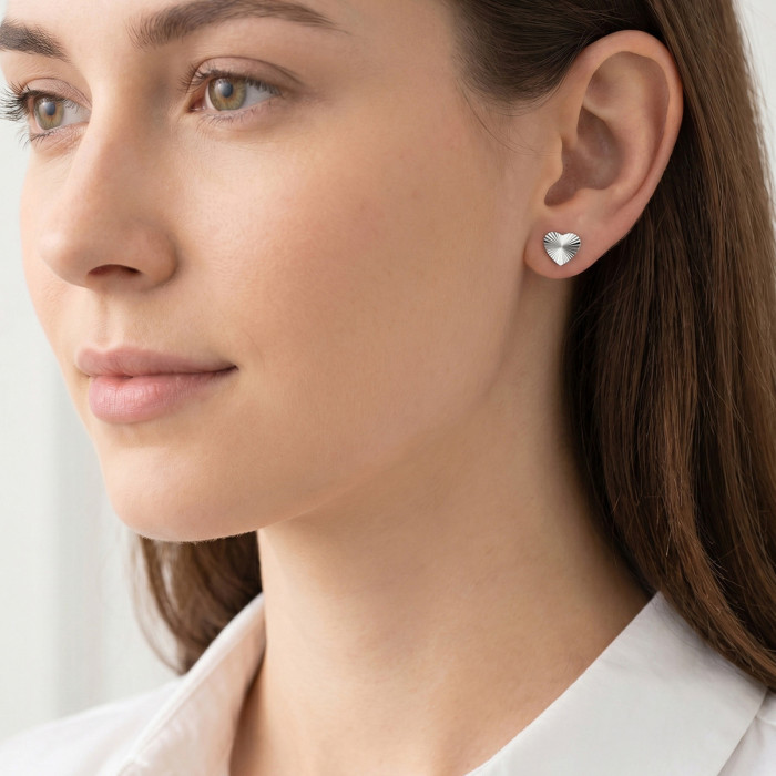 Wholesale Premium Stainless Steel Heart Studs