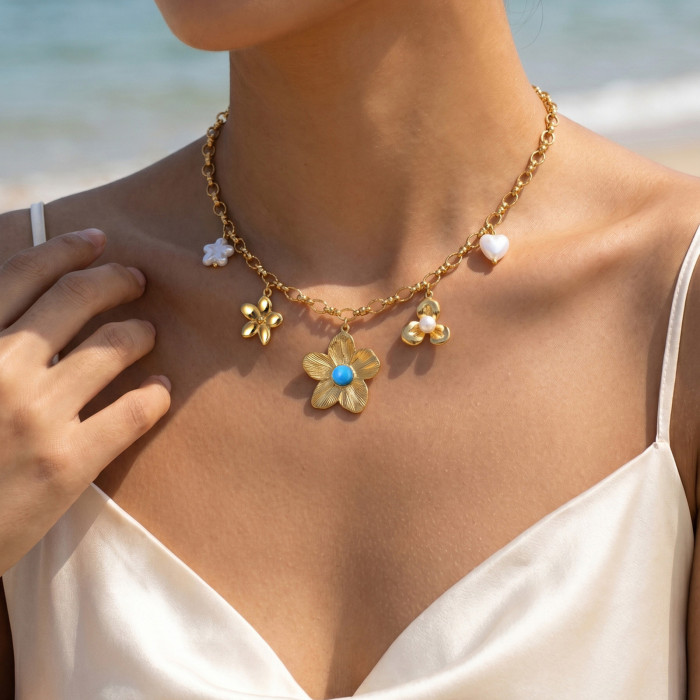 Wholesale Luxury Stainless Steel Charm Necklaces