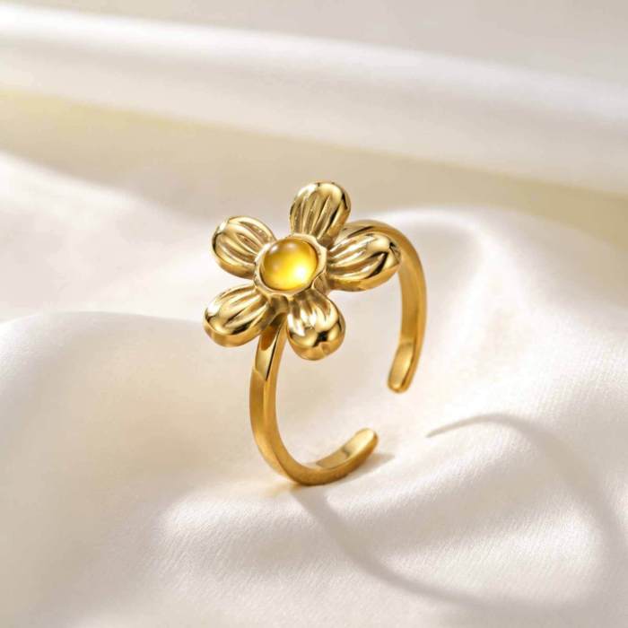 Wholesale Vintage Stainless Steel Flower Rings