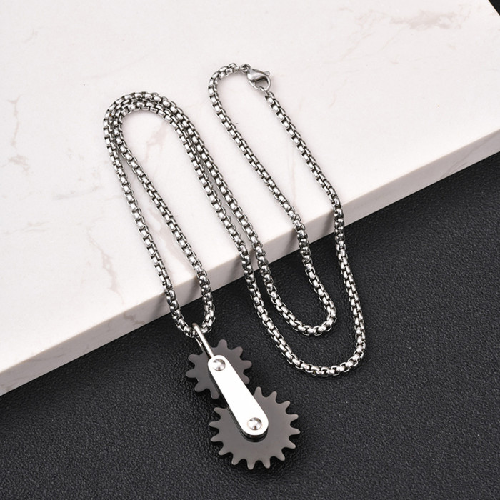Wholesale Stainless Steel Kinetic Gear Necklaces