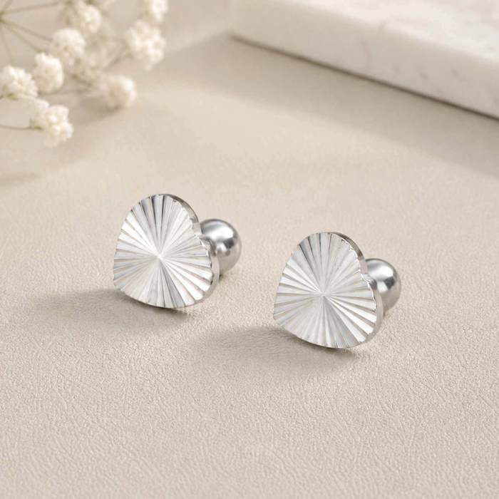 Wholesale Premium Stainless Steel Heart Studs