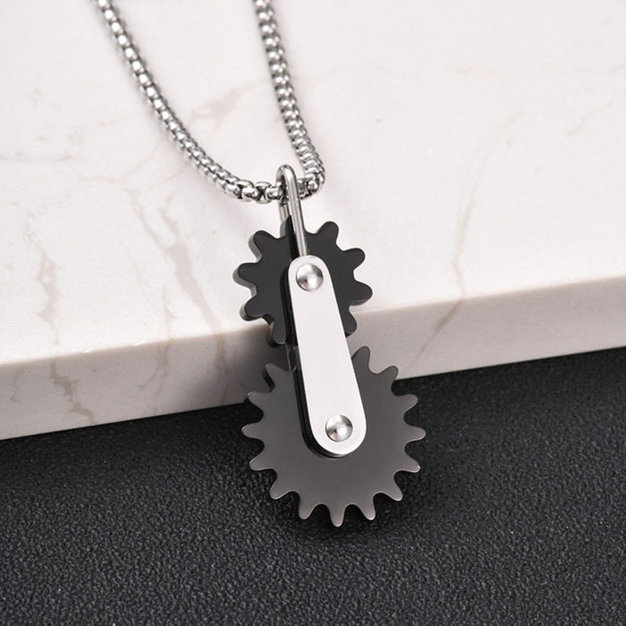 Wholesale Stainless Steel Kinetic Gear Necklaces
