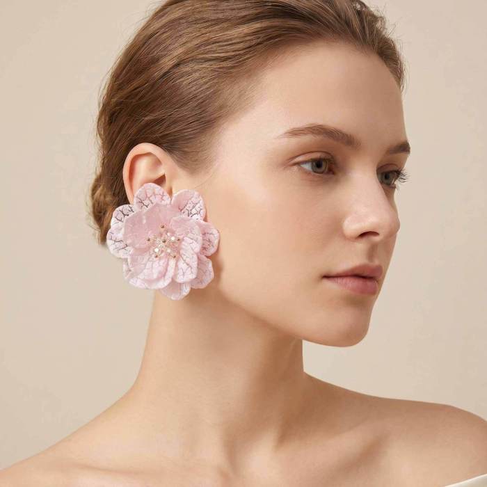 Wholesale Premium 3D Organza Flower Stud Earrings
