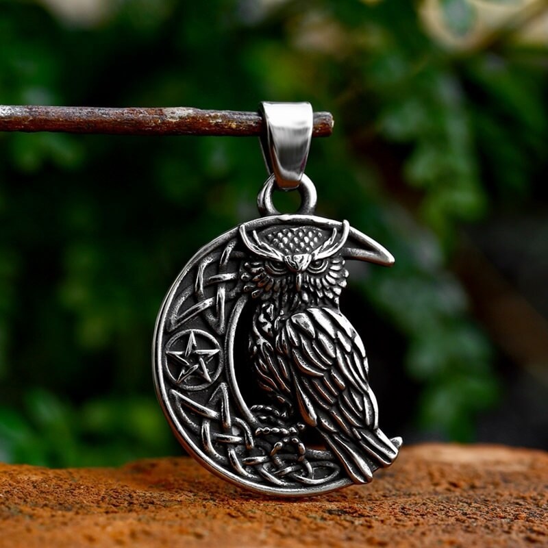 Wholesale Vintage Stainless Steel Gothic Owl Crescent Moon Pentagram Pendant