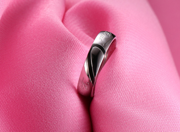 Wholesale Stainless Steel Heart Match Wedding Ring