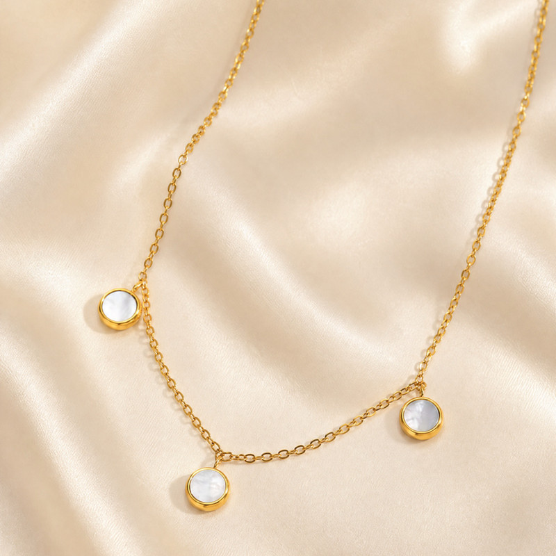 Wholesale Stainless Steel Three Round Shell Charm Necklace