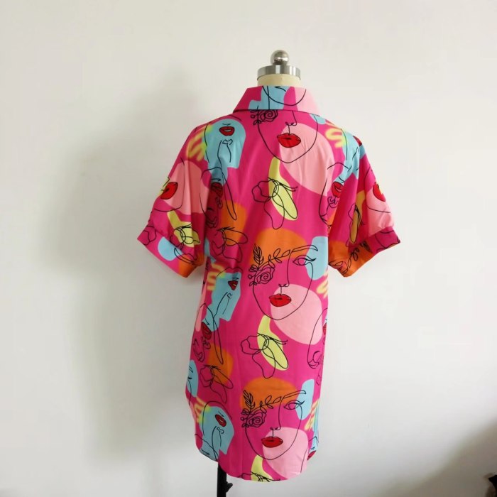 Plus Size V-neck Cartoon Print Slim Fit Short Sleeve Shirt for Women